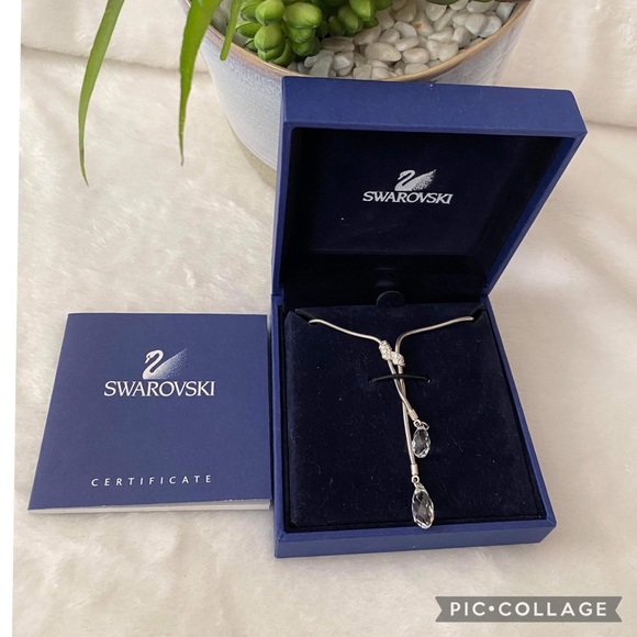 Swarovski Jewelry - ✨SALE✨🆕✨Brand New Swarovski Necklace